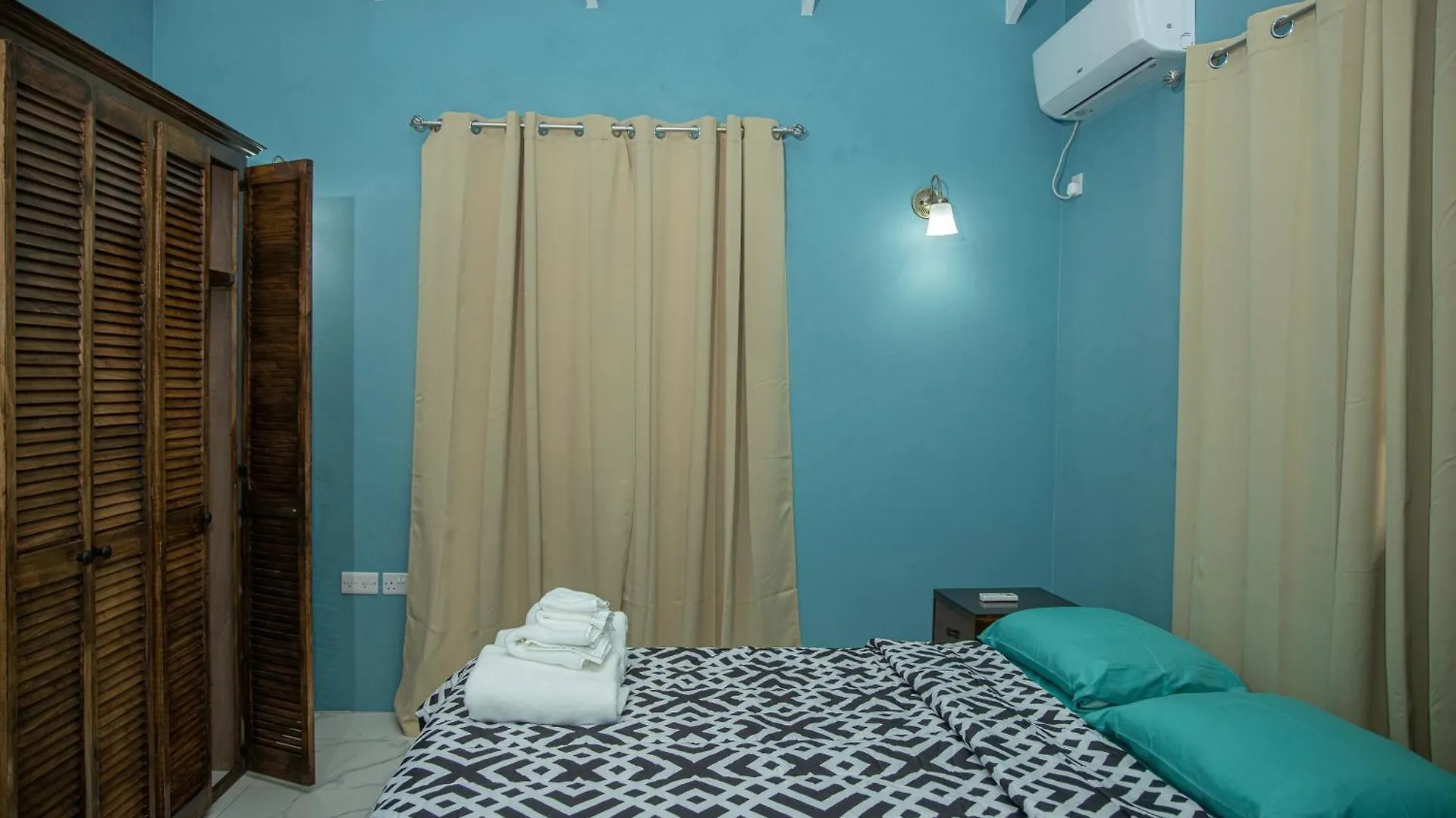 New 2 Bedroom Apartment In Corinth, Gros Islet, Saint Lucia Castries 0*,
